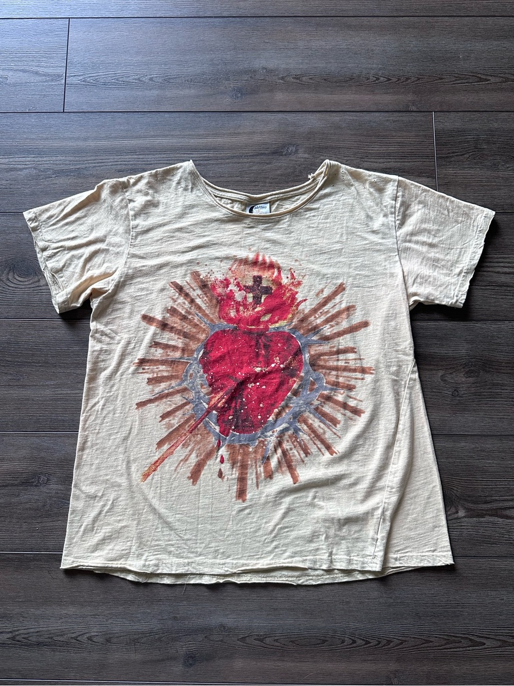 Jaded Gypsy Sacred Heart Graphic Tee Cream Boho Top Size S/M EUC - Picture 2 of 11